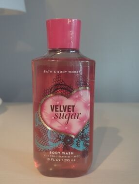 Bath & Body Works Velvet Sugar Body Wash